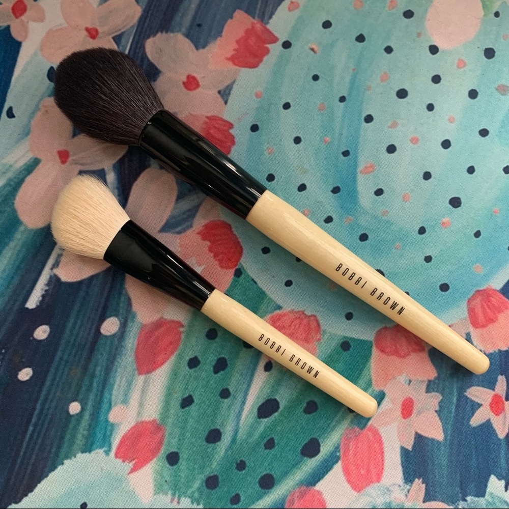 Bobbi Brown Face Bundle "Powder Brush &  Angled Face Brush"